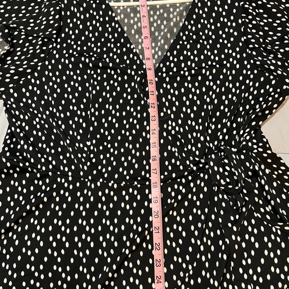 AUW Faux Wrap Top 2X - Picture 4 of 6